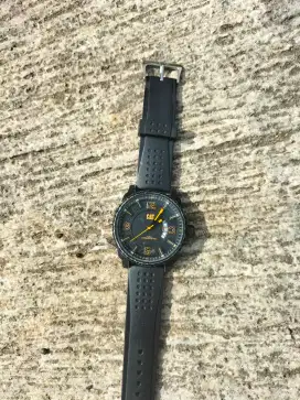 Jam caterpilar normal