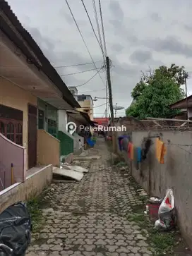 DIJUAL RUMAH JALAN BESAR TEMBUNG KOMPLEK MIYAKO (MING MING)