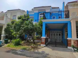 Rumah bebas banjir siap pakai kelapa gading dalam cluster