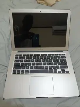 Macbook 2017 super terawat