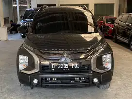 Mitsubishi Xpander Cross Black Edition AT 2021 Abu-abu PPREMIUM  B2295