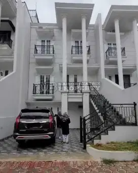 Rumah Baru 3 Lantai Jagakarsa Jaksel