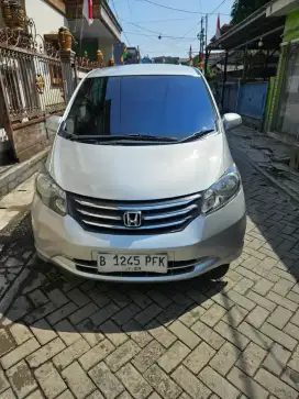 Honda FREED PSD METIK Tahun 2009