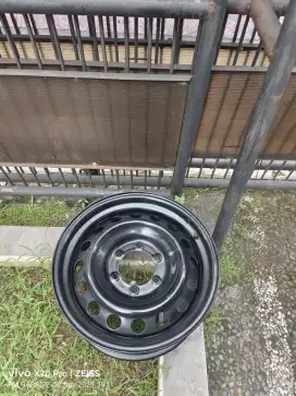 Velg kaleng hilux r17 7,5 fortuner pajero