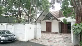 Dijual Rumah Bagus di Daerah Kemang Jakarta Selatan Bebas Banjir