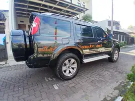 Ford Everest XLT AT Limited 2011