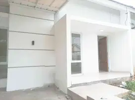 Dijual Cepat, Rumah Luas Baru Renovasi Bonus Kitchen Set dan Tandon