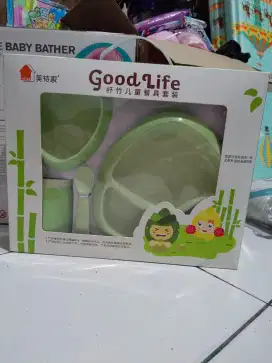 Tempat makan  bayi