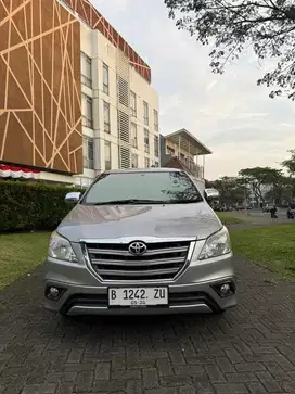 GRAND INNOVA 2.0 AT 2015, KM 30rb asli record toyota, body NOL Repaint