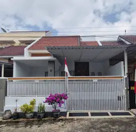 Rumah Siap Huni Bagus di Joyo Agung Regency Lowokwaru Malang