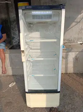 Showcase Polytron no frost
