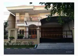 Dijual Rumah Manyar Jaya  2 Lantai Siap Huni Row Jalan Lebar