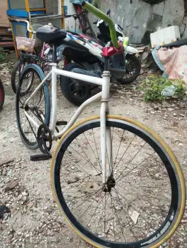 Sepeda Fixie                                                       Oke