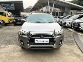 MITSUBISHI OUTLANDER PX 2016 AT