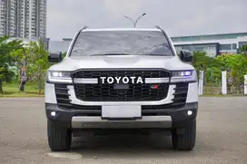 Toyota Land Cruiser 300 GR-Sport 4x4 FJA300 2024