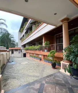 Dijual  EXECUTIVE MANSION, LOW RISE APARTMENT di Jakarta Selatan