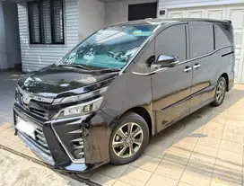 Toyota Voxy 2018 Bensin
