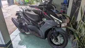 Aerox warna Hitam tahun 2024