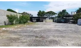 Tanah bekas gudang di Jatibarang, sangat strategis di jalan raya