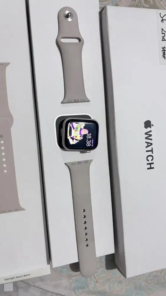 SALE IWATCH SE 40mm