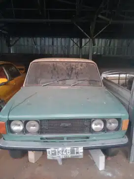 Antik klasik fiat 124