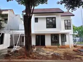 Rumah Hoek 2 Lantai Di The Icon BSD, Hanya 10 Menit Ke Tol BSD Timur