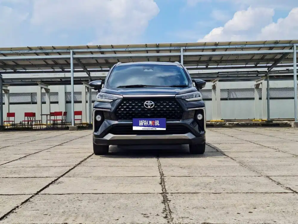 Good Condition !!! New Toyota Veloz 1.5 Q TSS AT 2022 Hitam KM 19RB