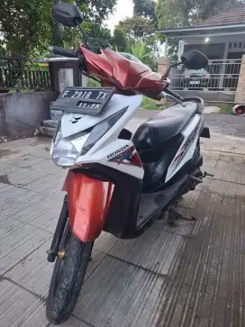 Bismillah dijual cepat honda beat 2015
