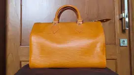 Authentic Louis Vuitton Epi Leather Speedy