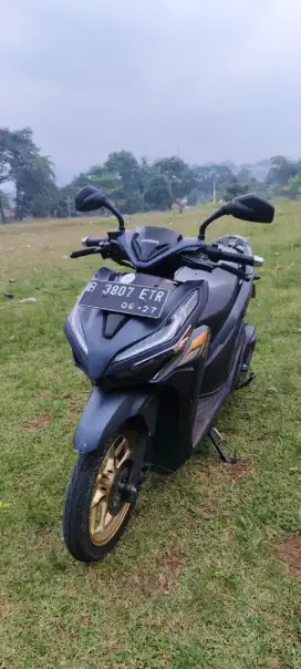 Honda Vario 125 cc cbs iss  2022 Km 18 rb