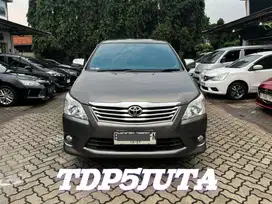 Toyota GRAND INNOVA G AT 2012