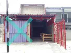 Container untuk Outlet