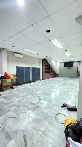 Ruko Rapi, Bersih, Siap Pakai di Ruko Intercon Kebon Jeruk