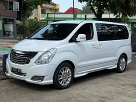 Hyundai H-1 2015 Bensin