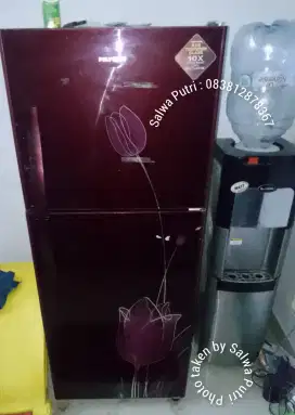 Kulkas Polytron 2 pintu ! Muraahhh