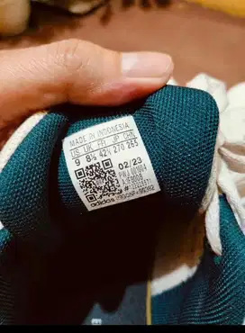 sepatu adidas ori
