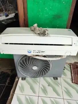Ac panasonic 1 1/2 pk r 32 second