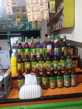 Jaga stamina beli jamu di cafe lestari