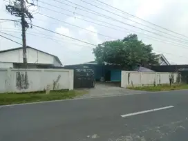 Gudang Murah, Luas Besar di Nol Jalan Raya Metatu, Cerme, Gresik