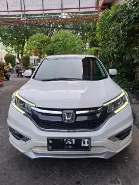 CRV Prestige 2016 AT Putih Tgn.1 GKB