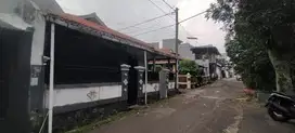 Murah Rumah Strategis di Jl Kuningan X Antapani