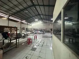 Dijual Rumah Tinggal dan Pabrik Konveksi di Cibolerang Bandung