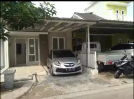 Disewakan  rumah