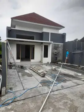 RUMAH BARU DAN LUAS DI JALAN KALIURANG DEKAT KAMPUS UII