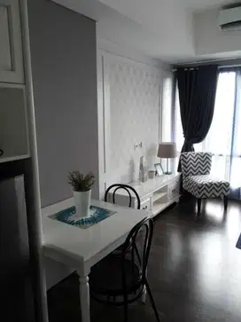 DISEWAKAN APARTMENT  T. Studio - 25 m² ALTIZ - BINTARO