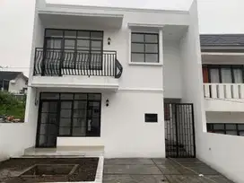 Rumah sejuk 700 jtan dekat ke kota bandung di jatihandap