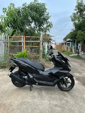 pcx 160 cc tahun 2021 like new