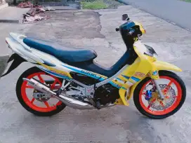satria hiu 2005