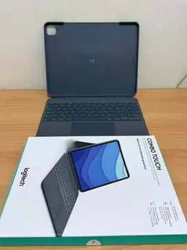 Logitech Combo Touch iPad Pro 12.9 inch