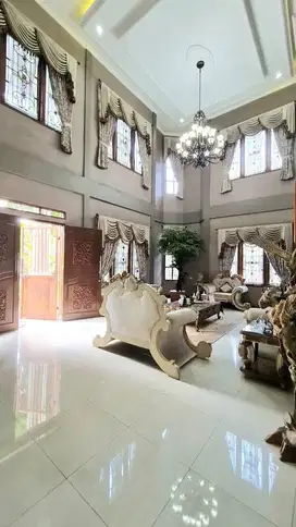 DIJUAL RUMAH MEWAH DI JL PRAJA DALAM KEBAYORAN LAMA JAKARTA SELATAN